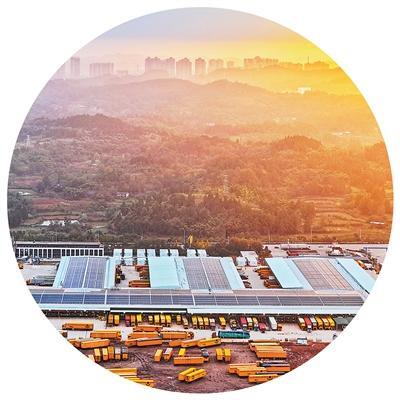 位于四川资阳乐至县的一家快递转运中心。胡晓辉摄(影像中国) 位于四川资阳乐至县的一家快递转运中心。胡晓辉摄(影像中国)