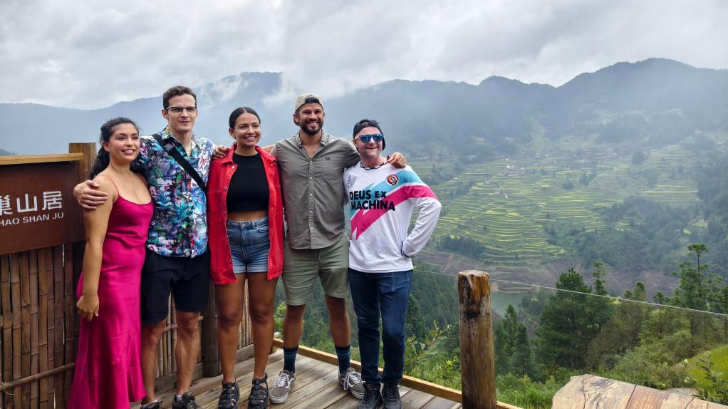 越来越多境外游客选择小众旅游地深度探索中国