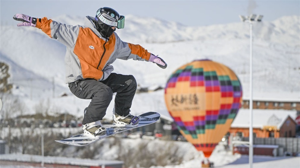 踏雪飞腾，共赴春天