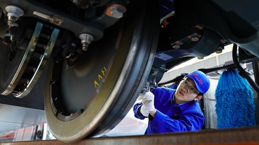 科技赋能 备战春运