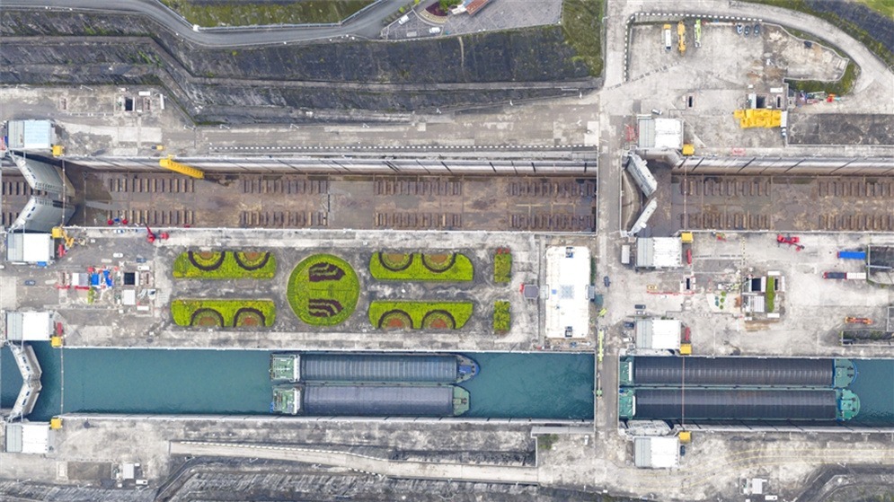 三峡南线船闸、葛洲坝二号船闸停航检修有序推进