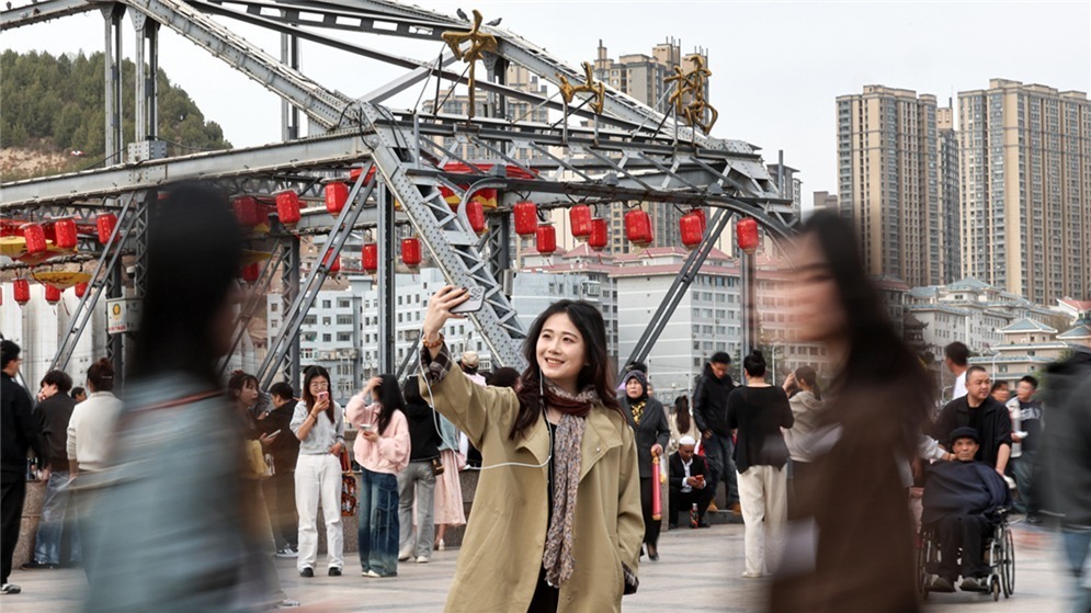 清明节假期国内出游1.35亿人次