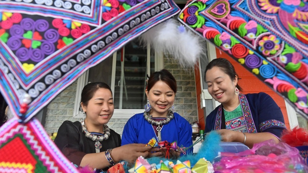 镜观·回响丨八桂欢歌三月三 共绘团结新画卷