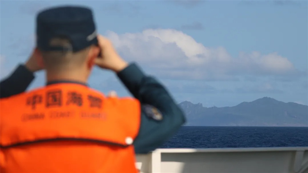 中国海警舰艇编队5月7日在我钓鱼岛领海巡航