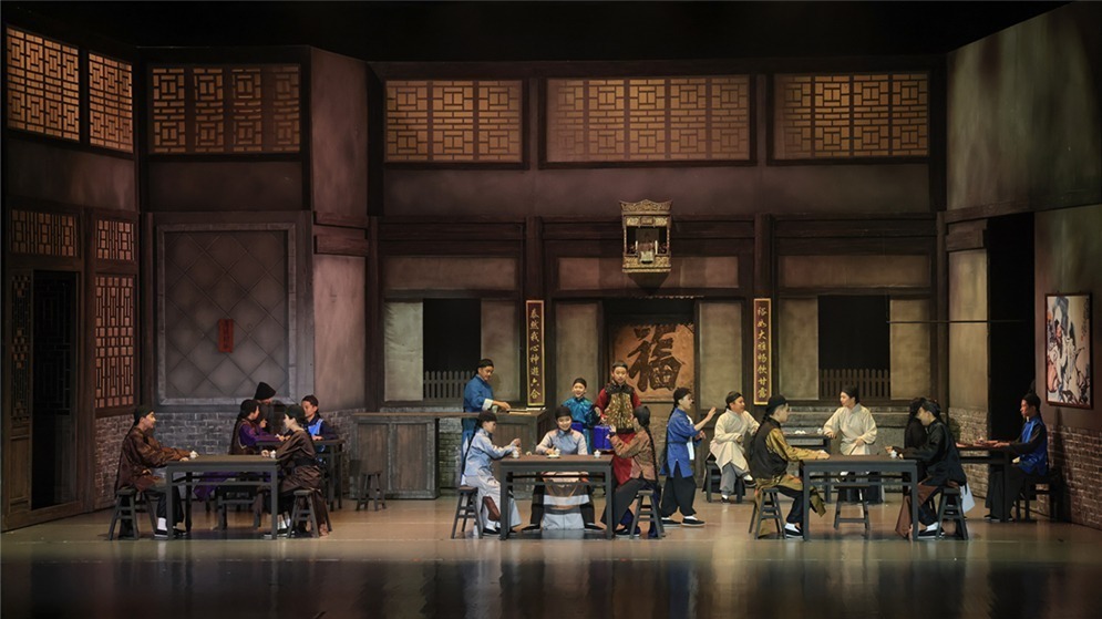 戏剧育人：北京中学生演绎《呐喊》《茶馆》