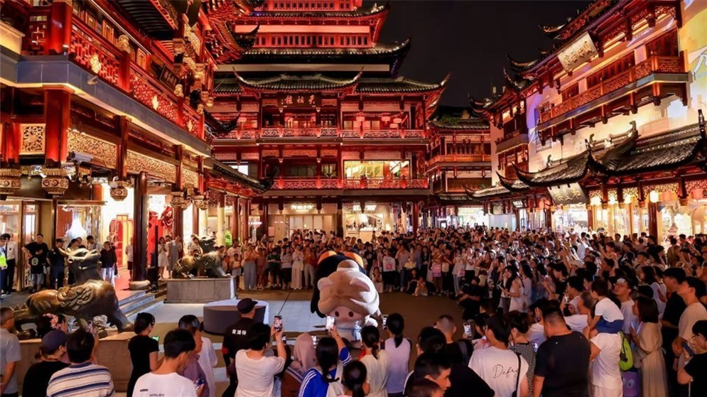 夜间经济热度高涨 文艺新玩法亮相上海街市