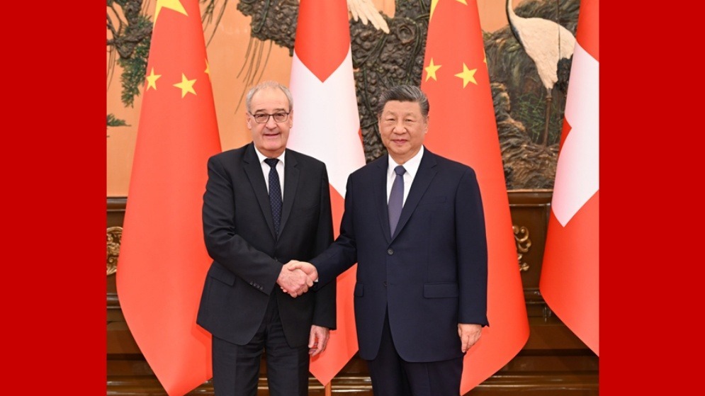 习近平会见瑞士联邦主席帕姆兰