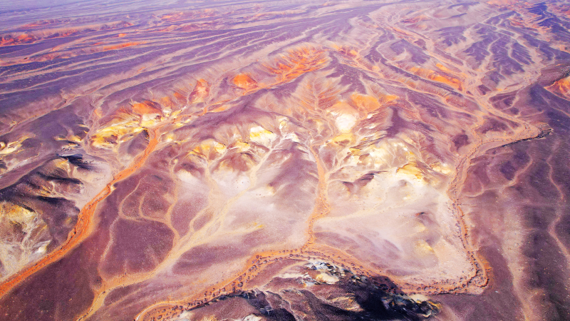 布尔津雅丹地貌壮美如画