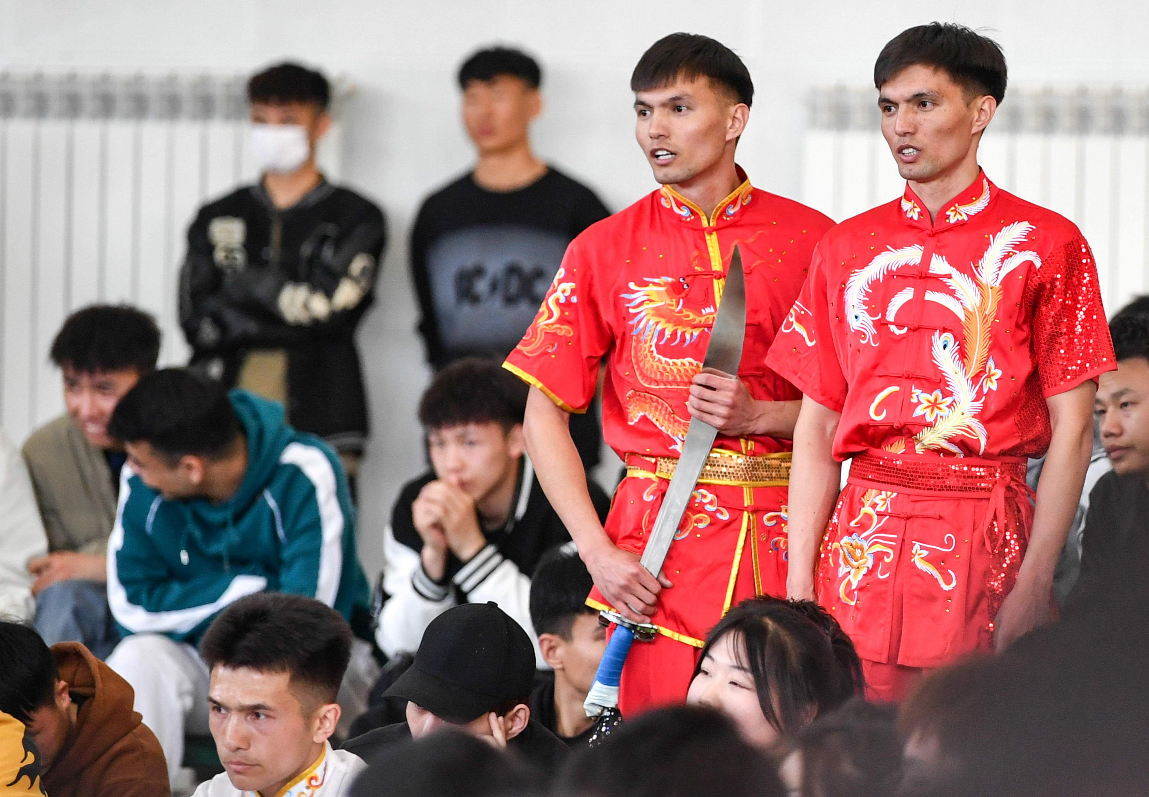 新晋少年的满哈提·阿布沙塔尔，走进京观春晨，点燃家的乡村体育梦想