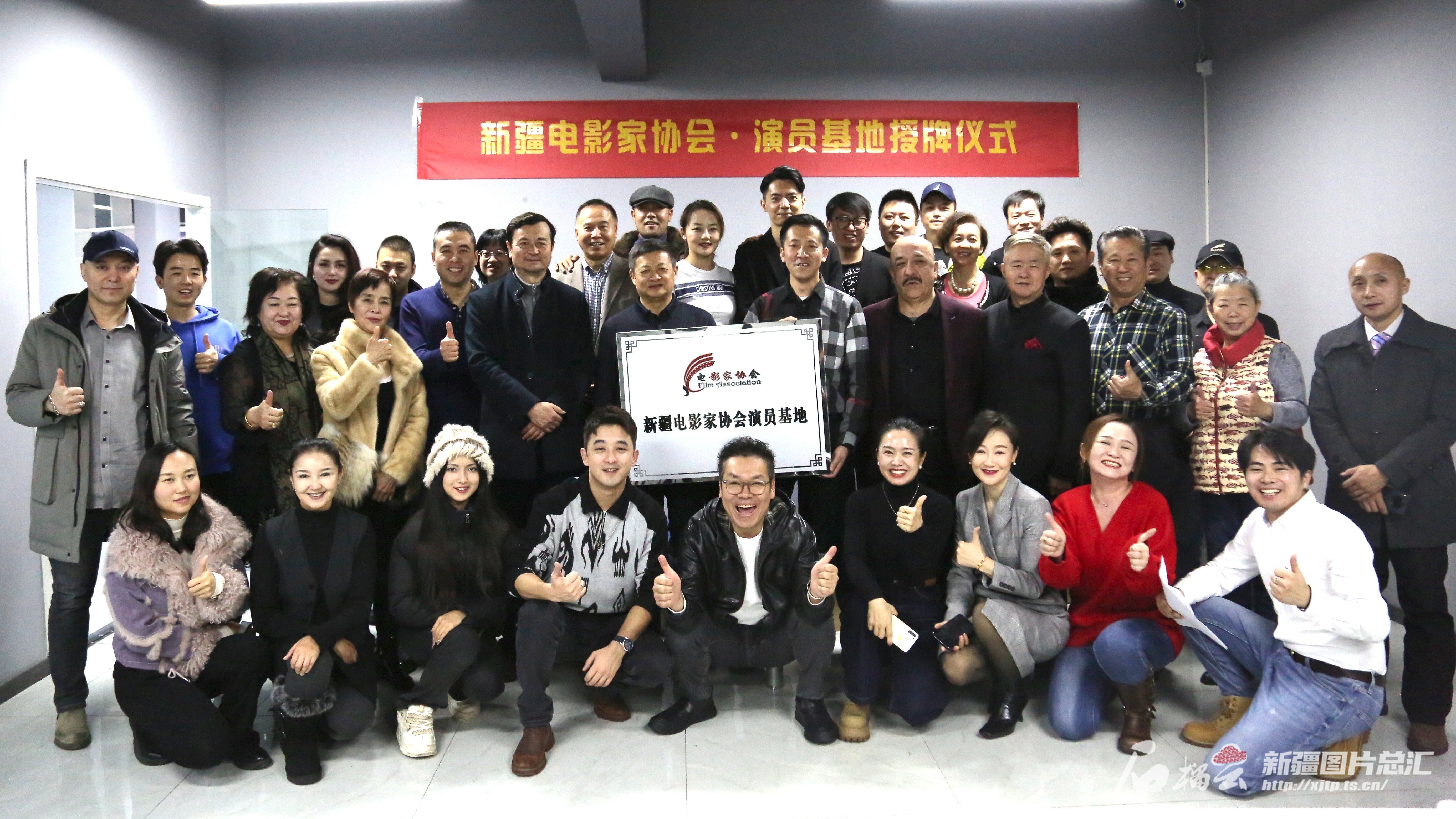 mmexport1705567377070