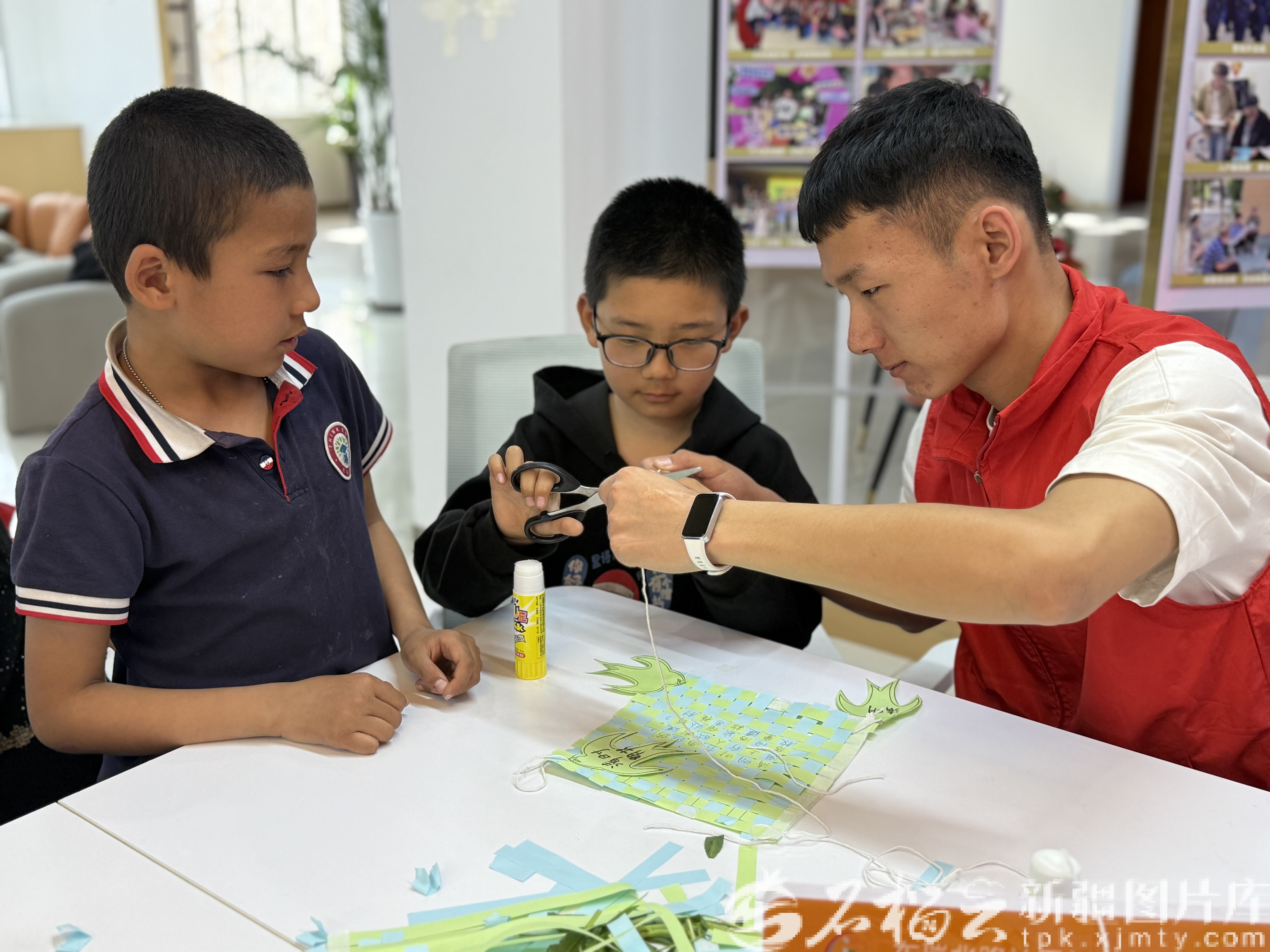 mmexport1775303656330